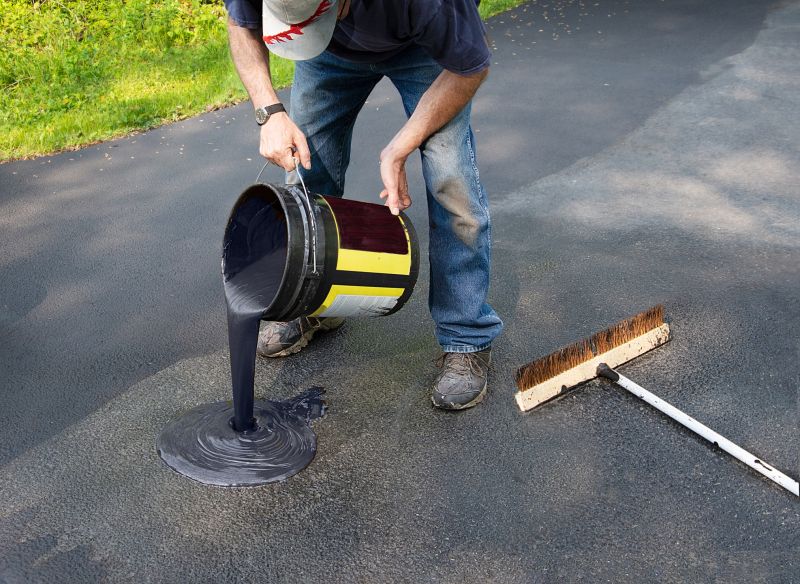Asphalt Sealing in Mecklenburg County, NC