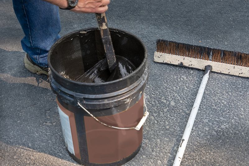 Blacktop Sealcoating in Mount Pleasant, NC
